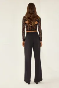 black-image-5