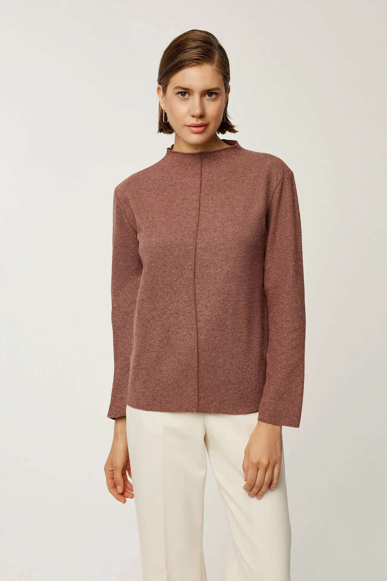 Half Turtleneck Knitted Top