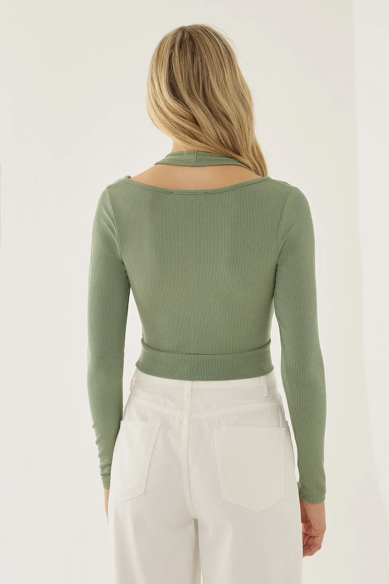 Long Sleeve Buckle Crop Top