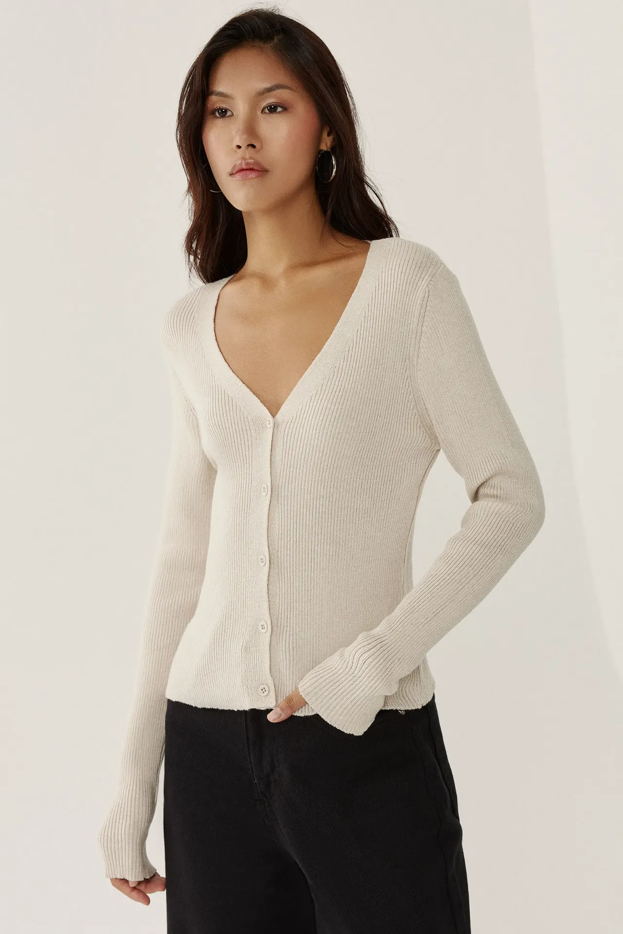 V-Neck Buttoned Knit Cardigan