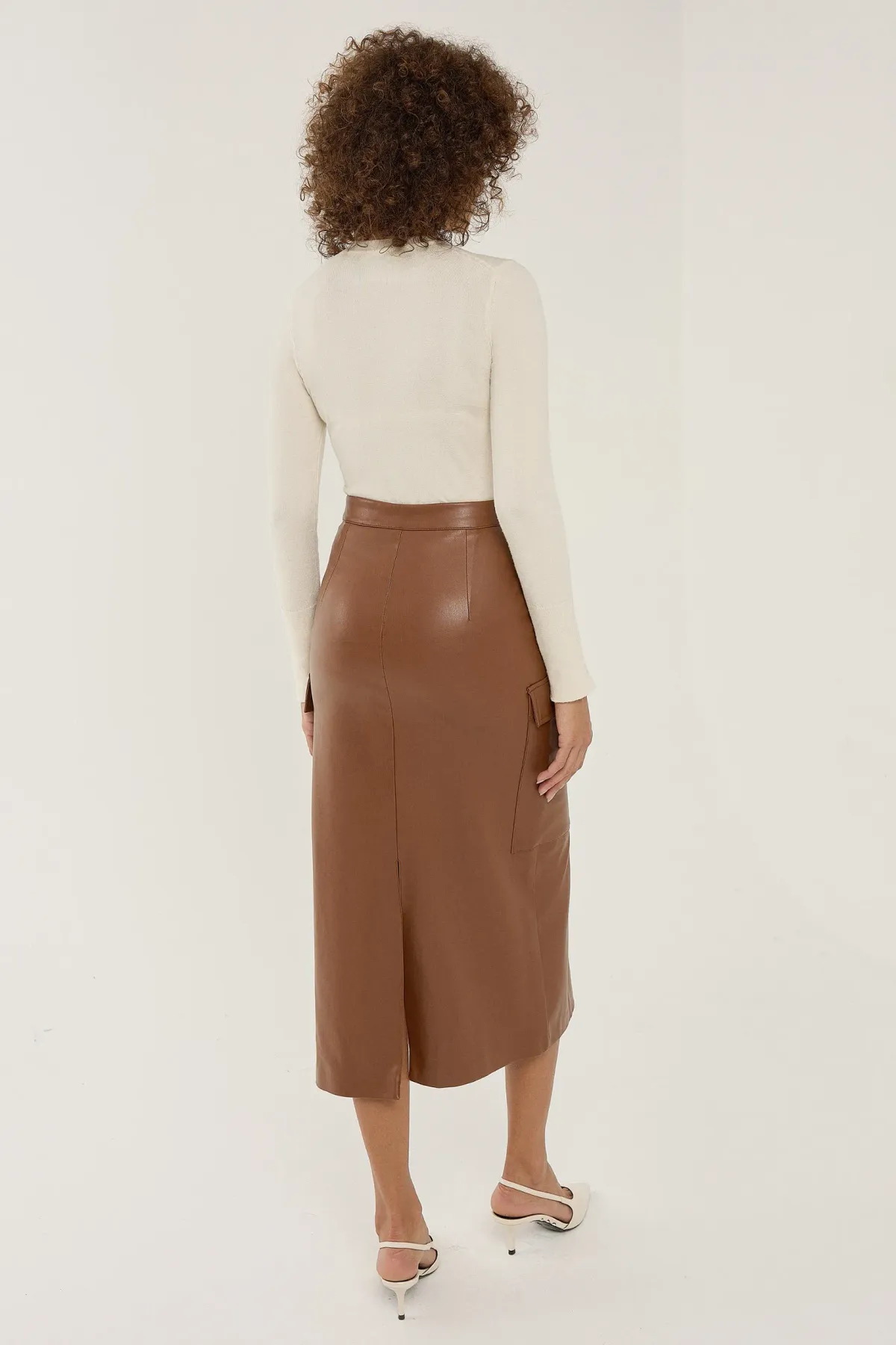 Faux Leather Pocket Detailed Midi Skirt 4