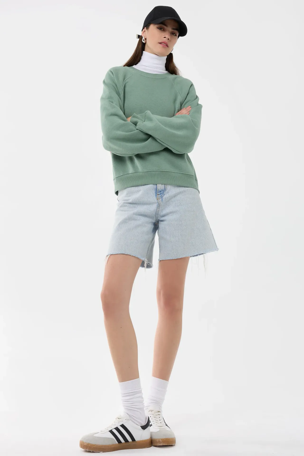 Regular-Fit Tee/Sweatshirt
