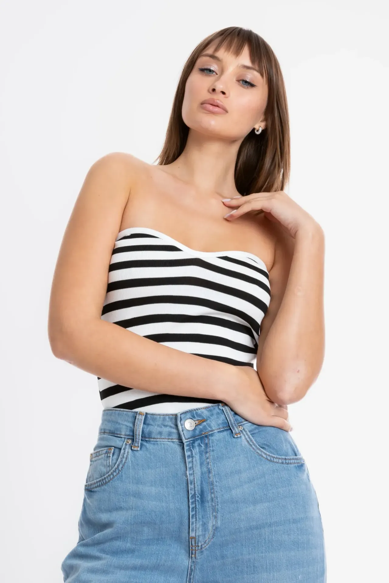Striped Strapless Knitted Crop Top