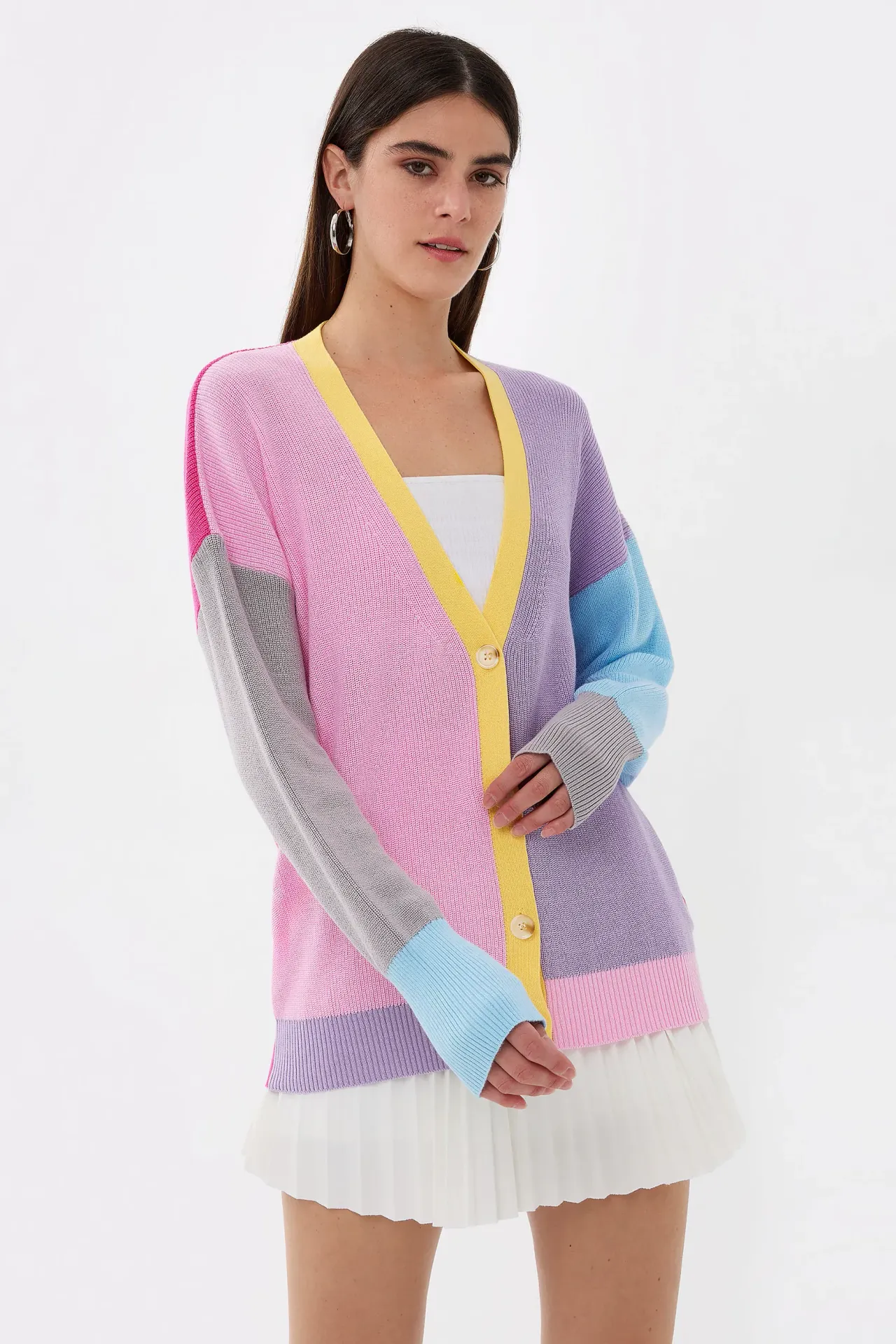 Color Blocked V-Neck Cardigan