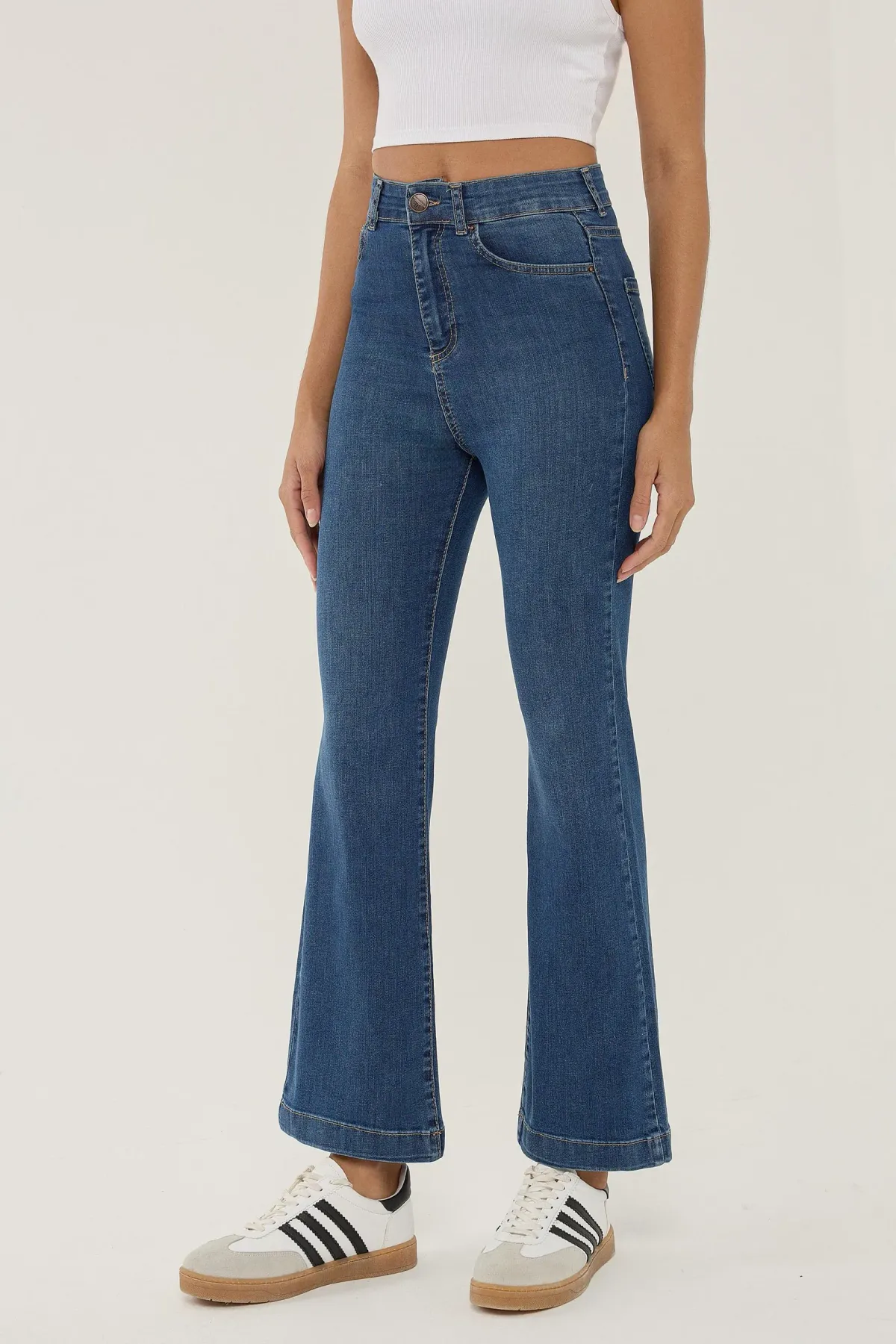 Flare Jeans 4