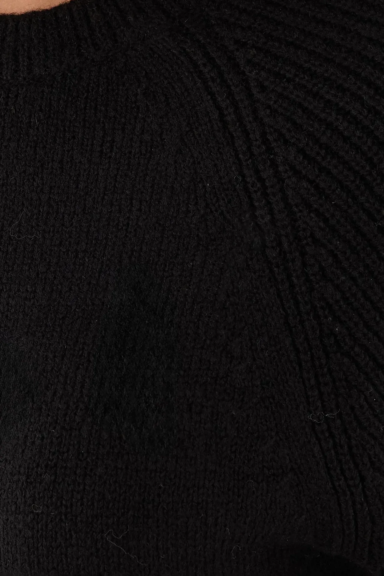 Crew Neck Cropped Sweater