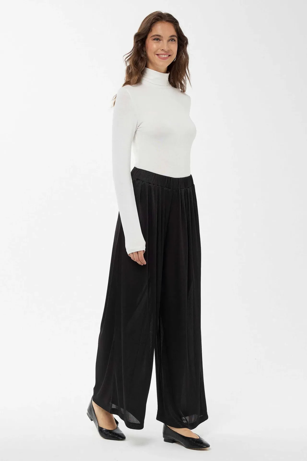 Wide Leg Elastic Waist Pants