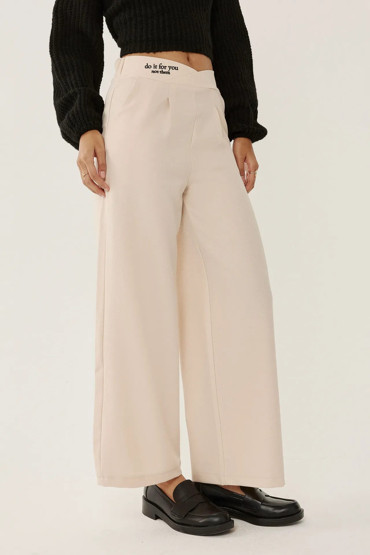 Waist Detailed Straight Leg Pants