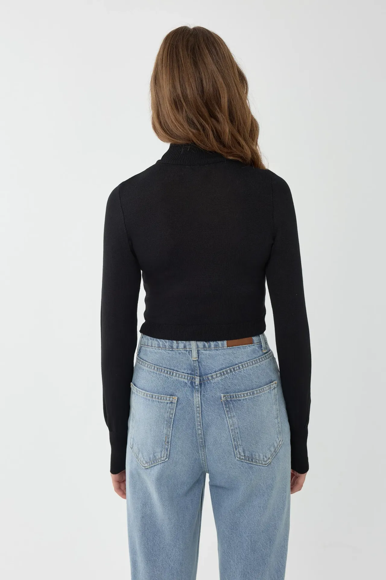 Slim Fit Half Turtleneck Knit Crop Sweater