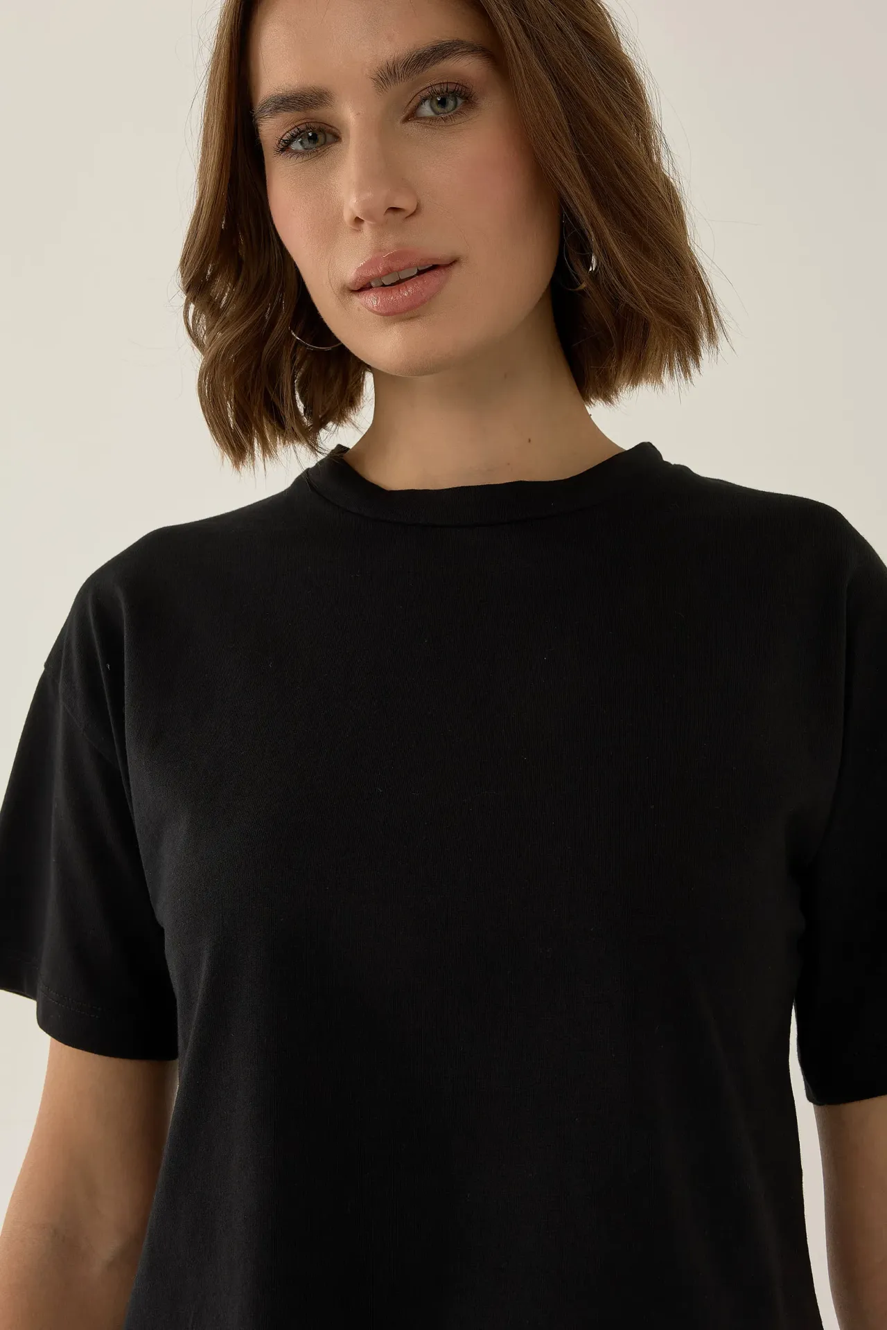 Basic Crew Neck Crop T-Shirt