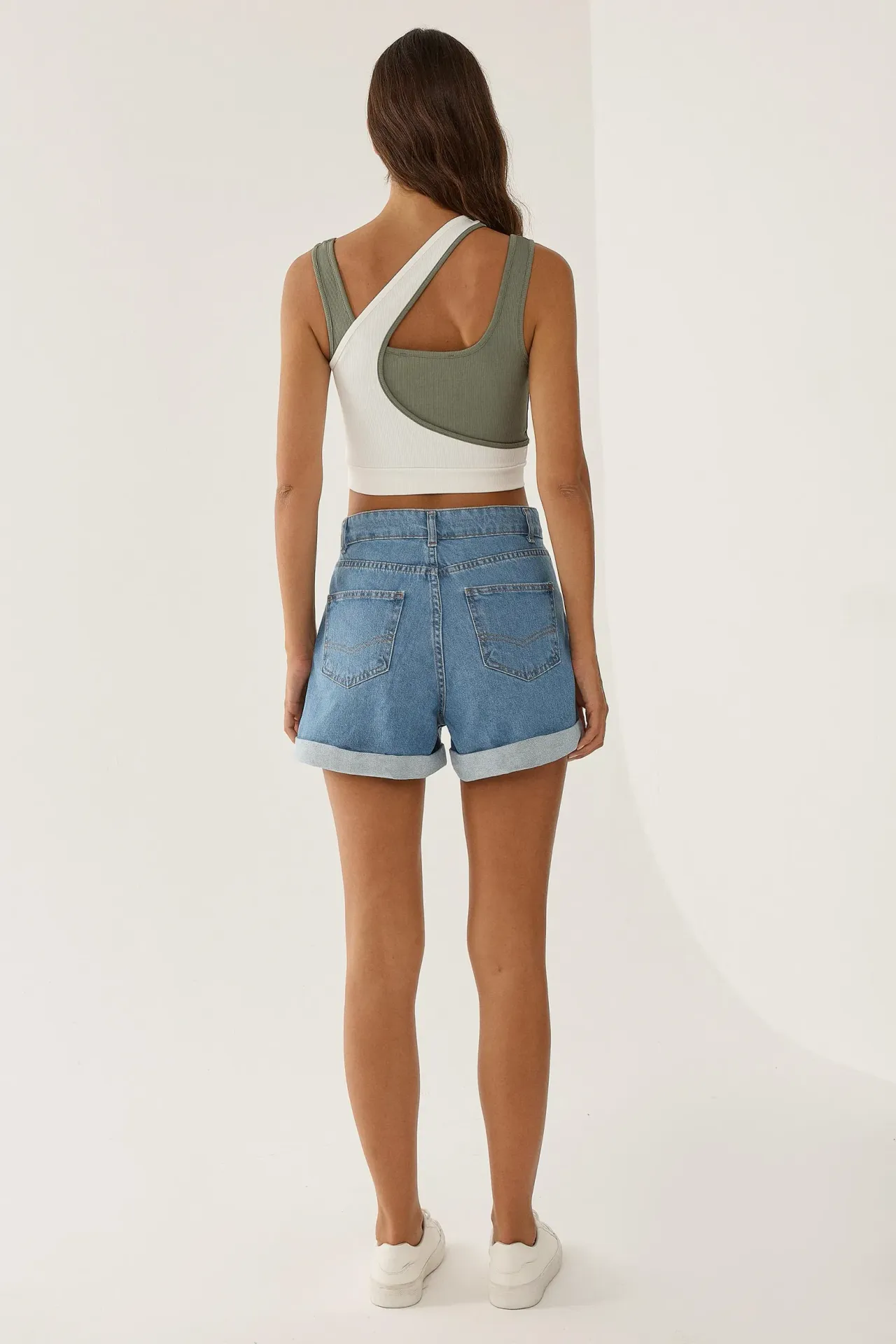 Contrast Asymmetrical Collar Tank Top