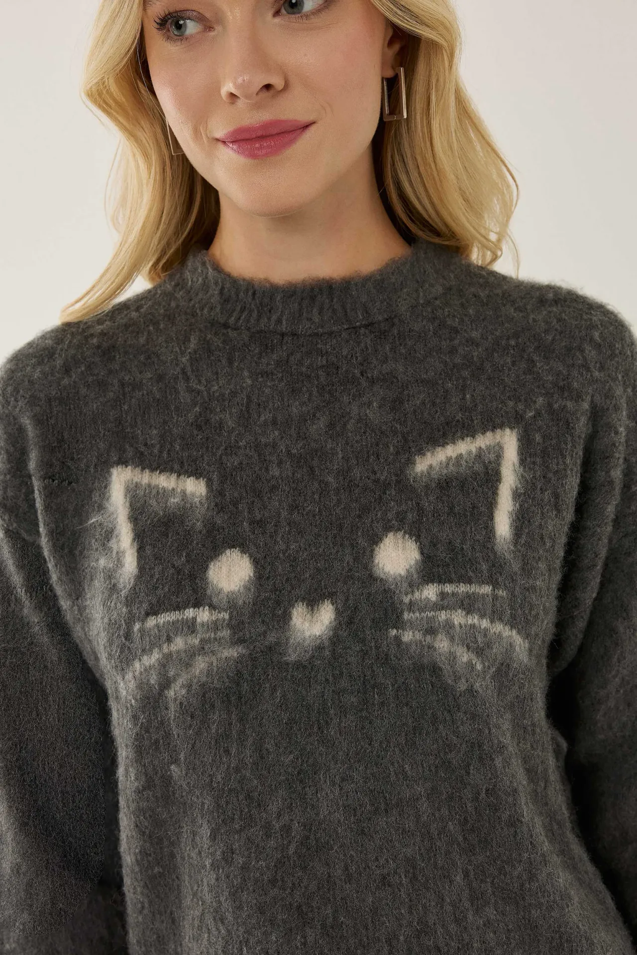 Relaxed Fit Cute Kitty Sweater