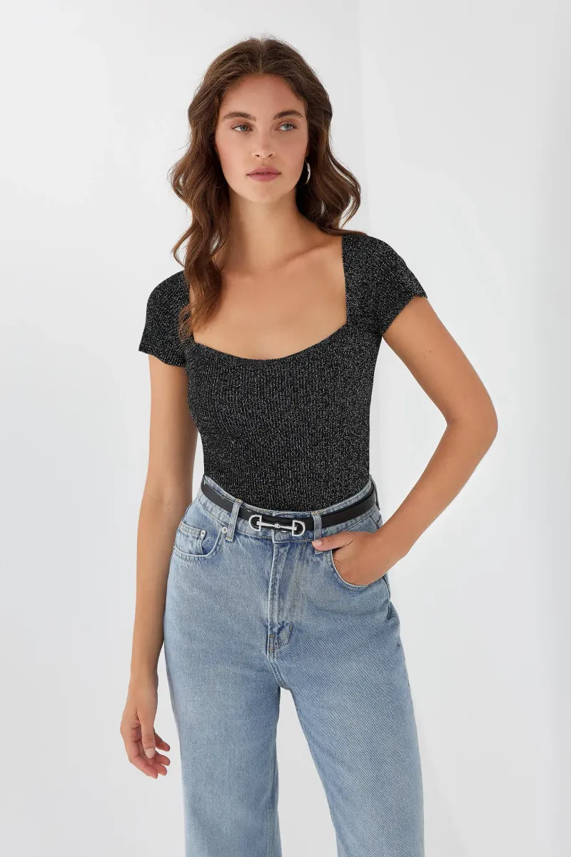 Square Collar Knitted Top 1