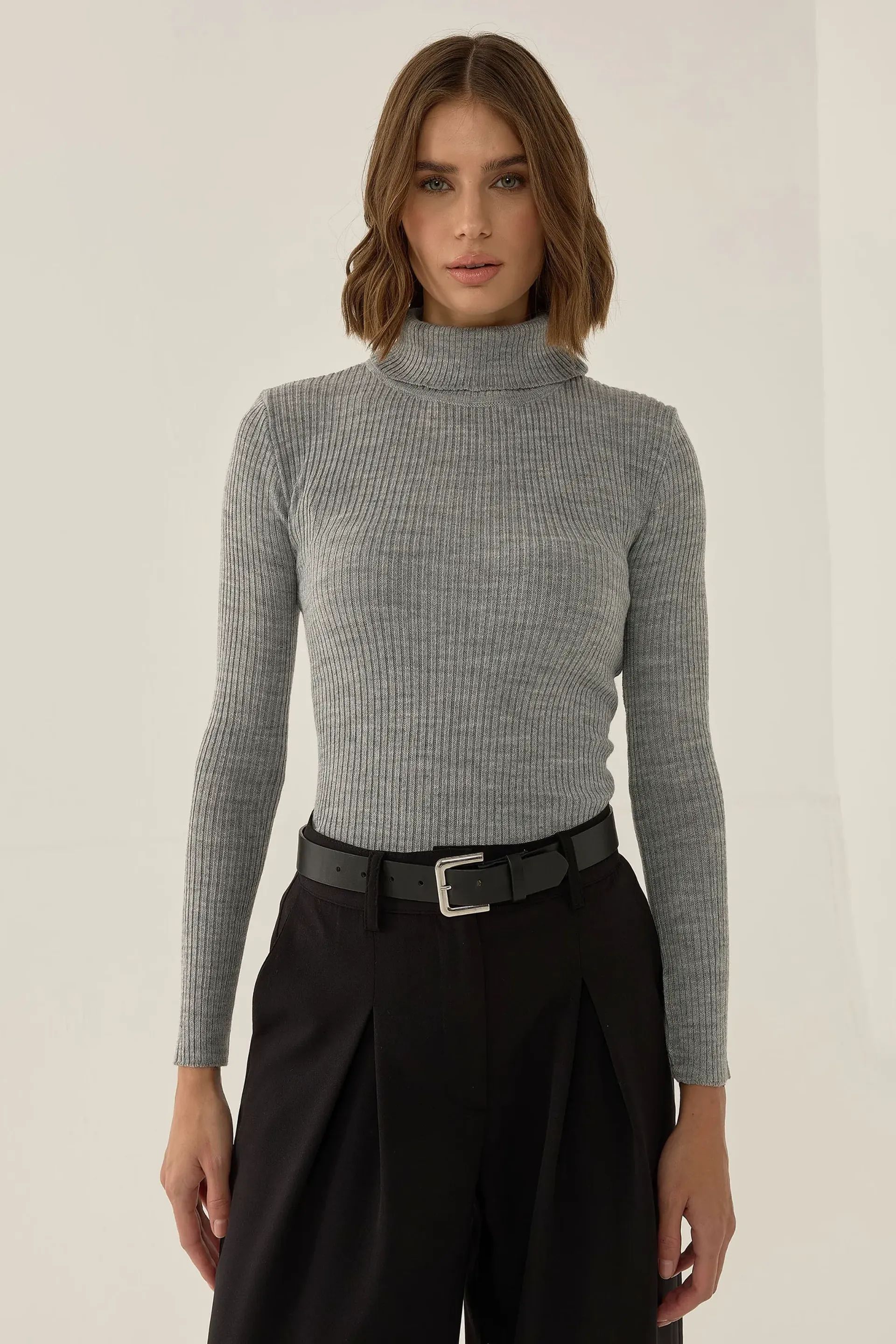 Grey Slim Fit Turtleneck Sweater Women