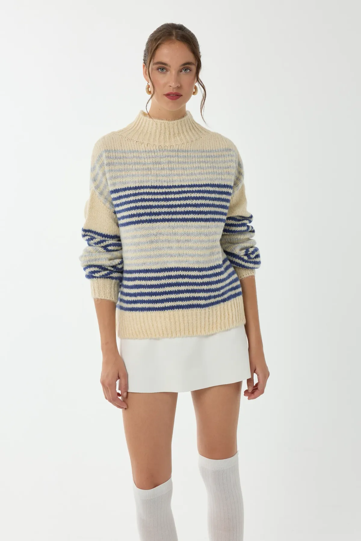 Relxed Fit Knit Sweater 2