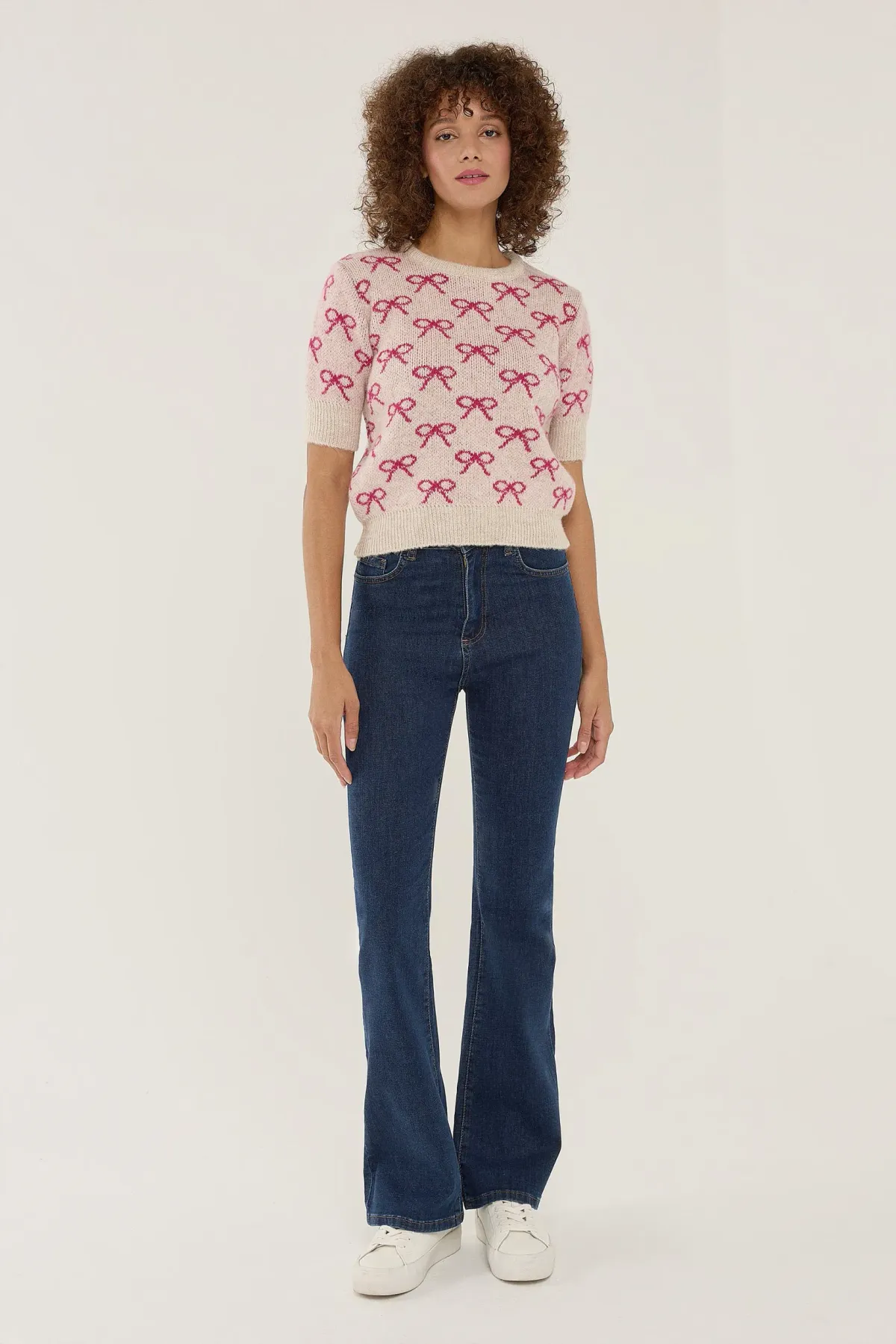 Bow Patterned Short Sleeve Sweater 2