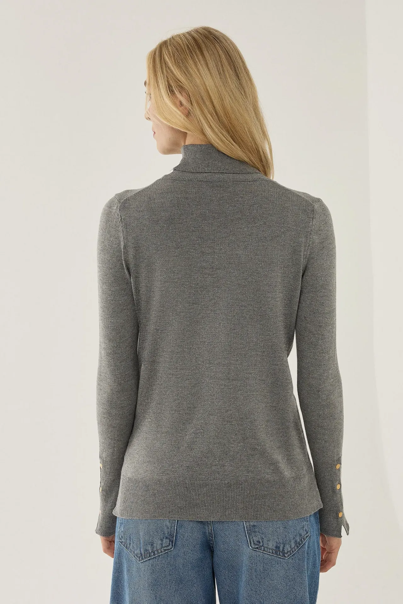 Basic Turtleneck Button Detail Knitted Top