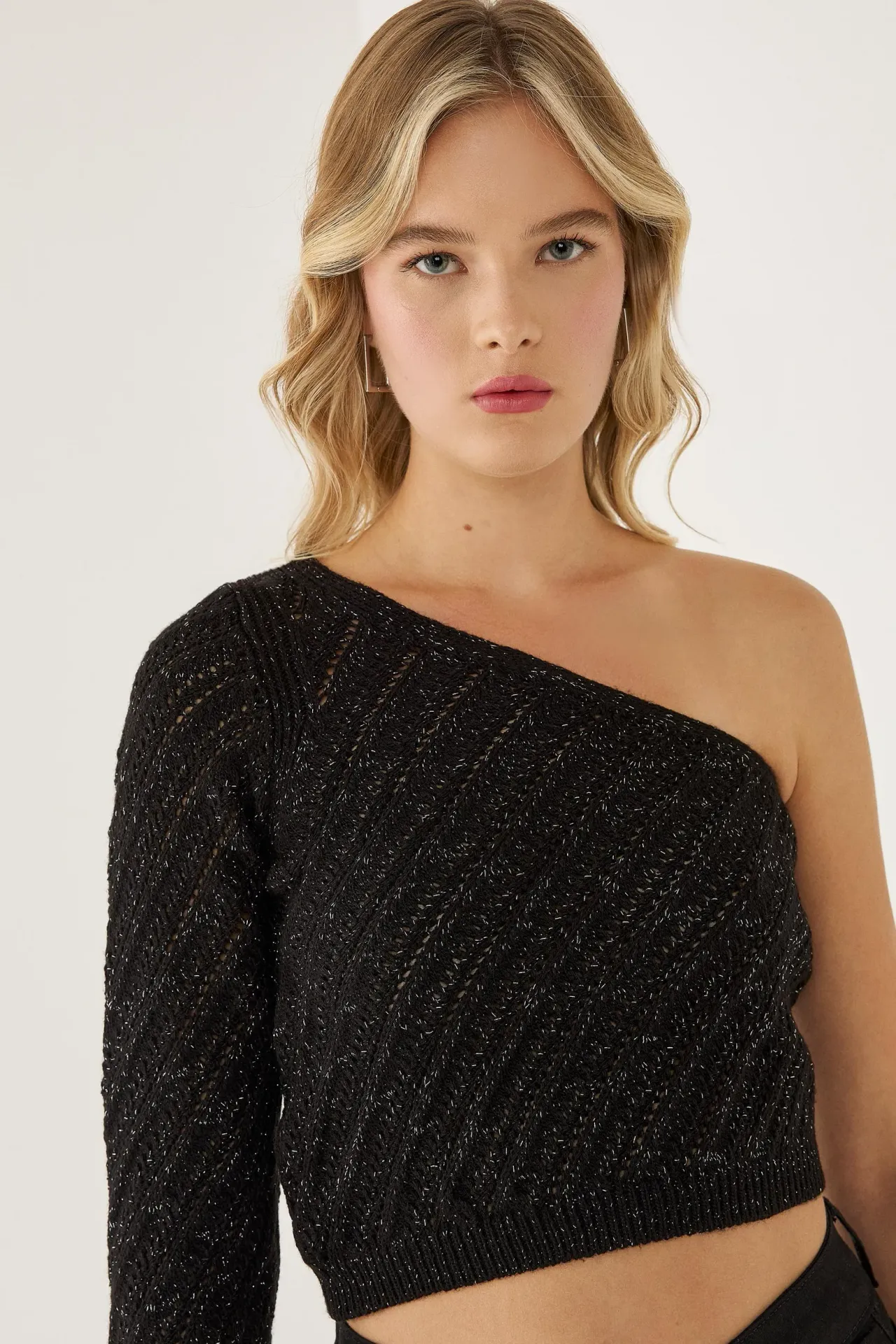 One Sleeve Knit Top