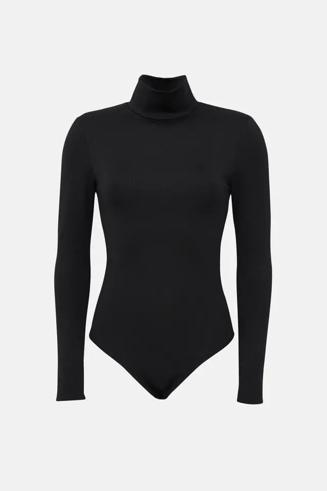 Basic Turtleneck Knitted Body