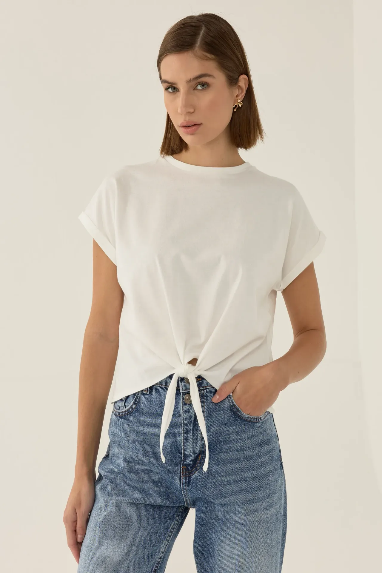 Basic Crew Neck Cropped T-Shirt