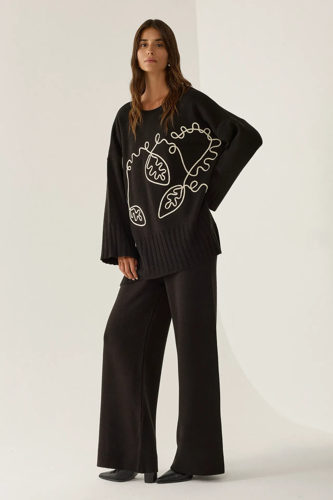 Oversized Patterned Sweater & Pants Knit Co-Ord Set