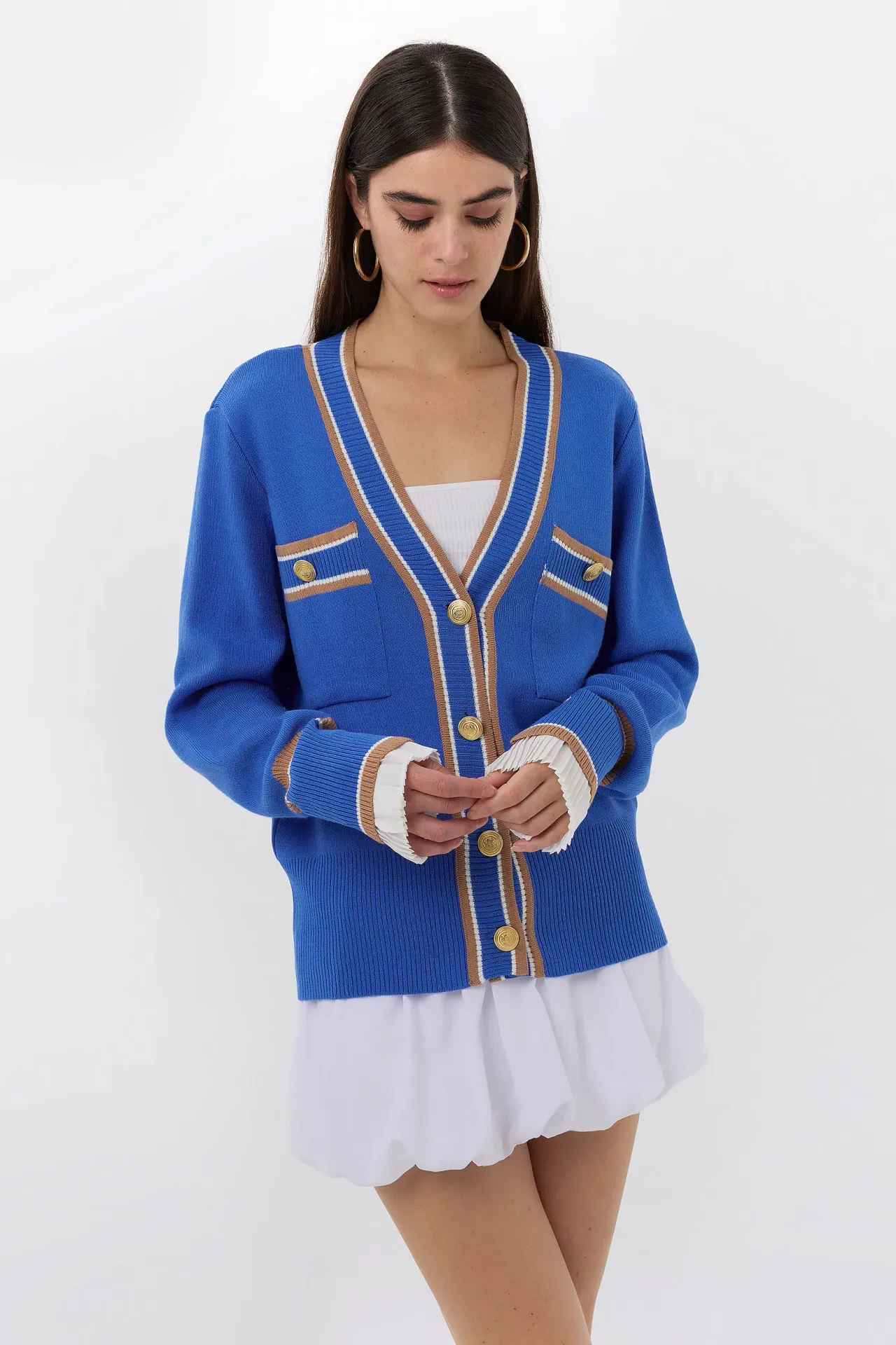 Buttoned Relaxed Knit Cardigan