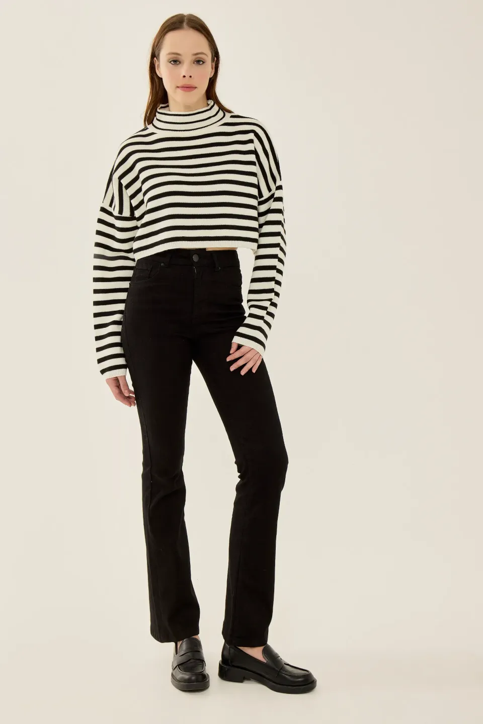 Turtleneck Crop Sweater