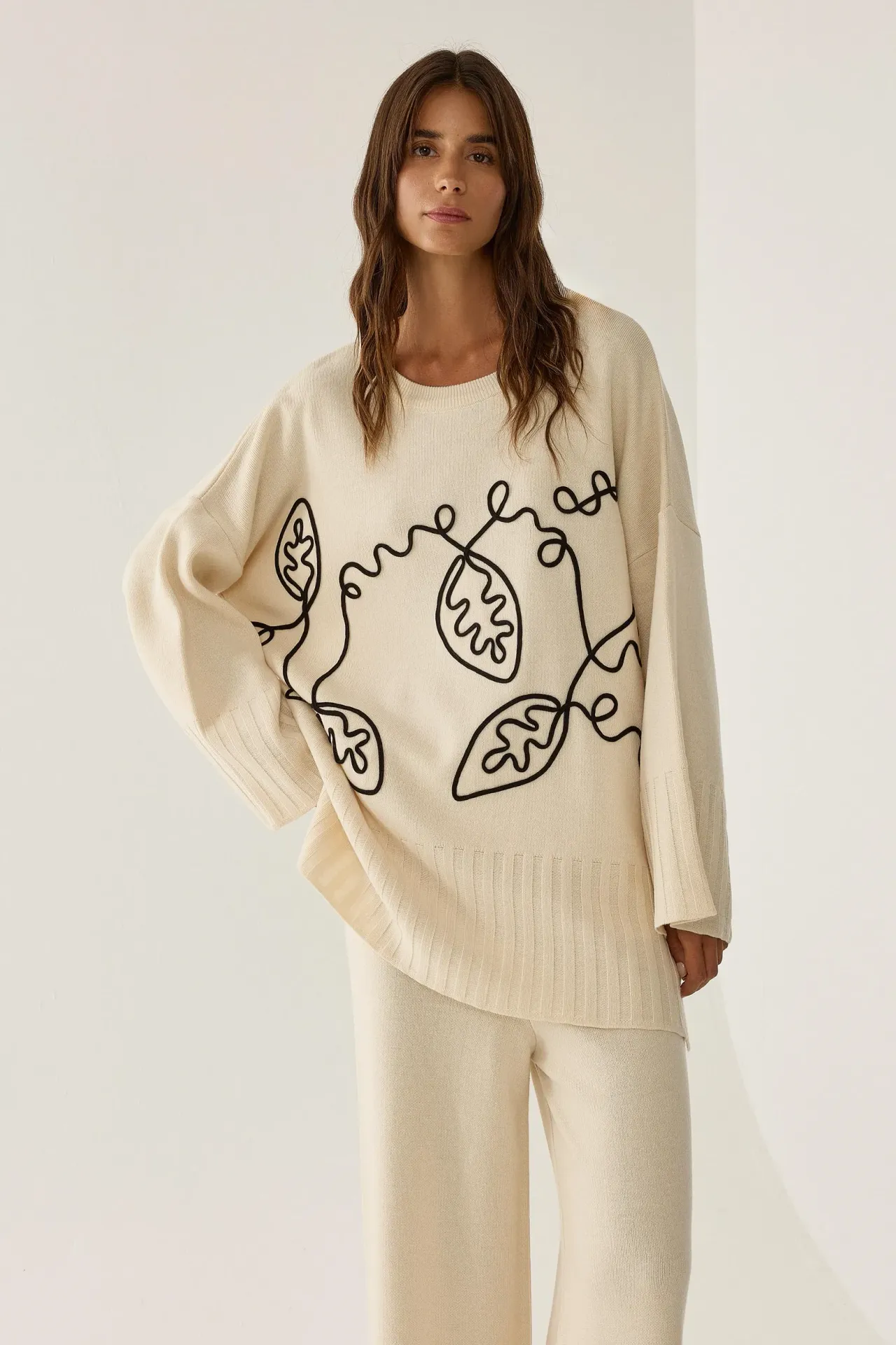 Oversized Patterned Sweater & Pants Knit Co-Ord Set