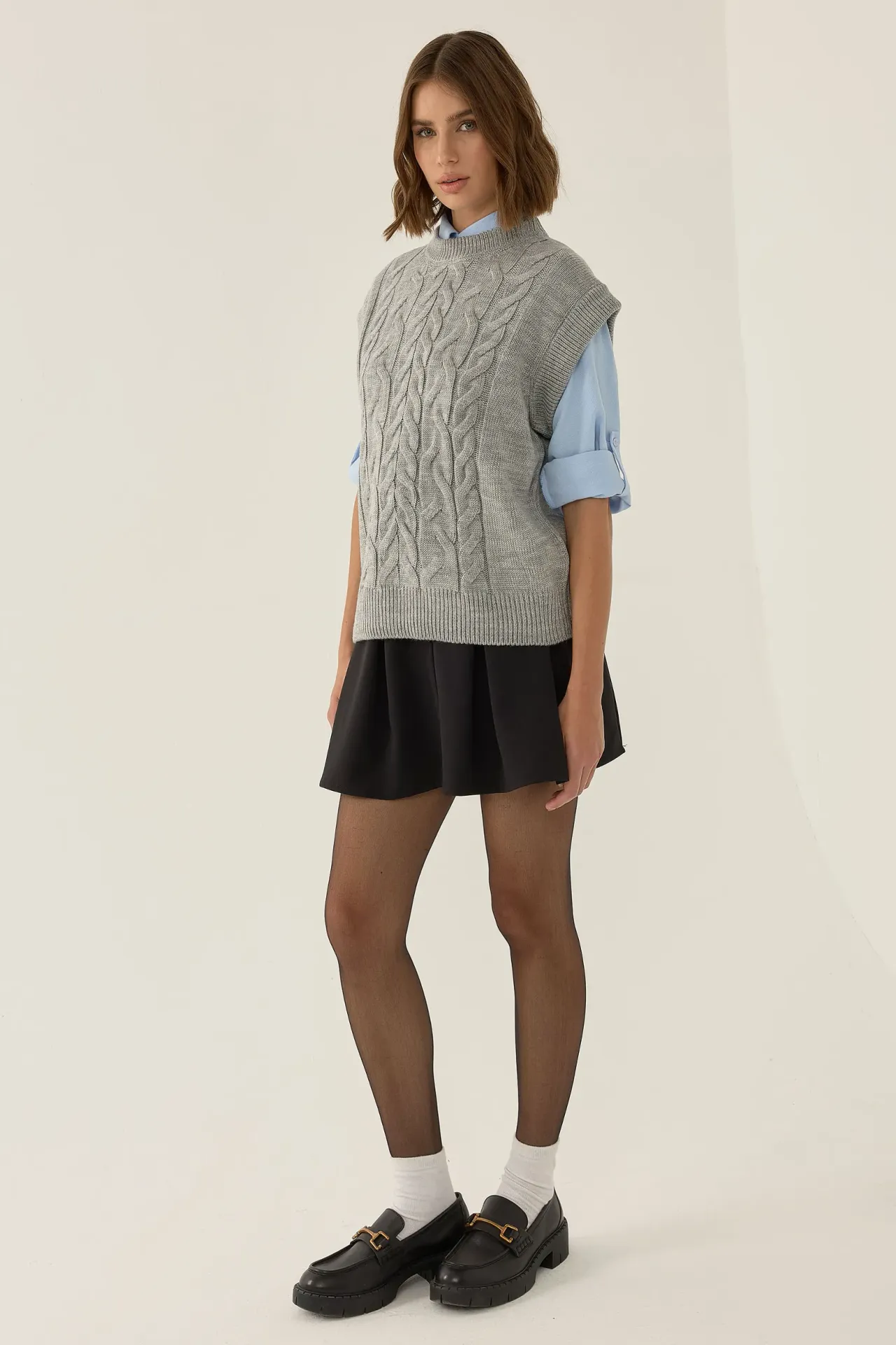 Hair Braid Pattern Sweater Vest