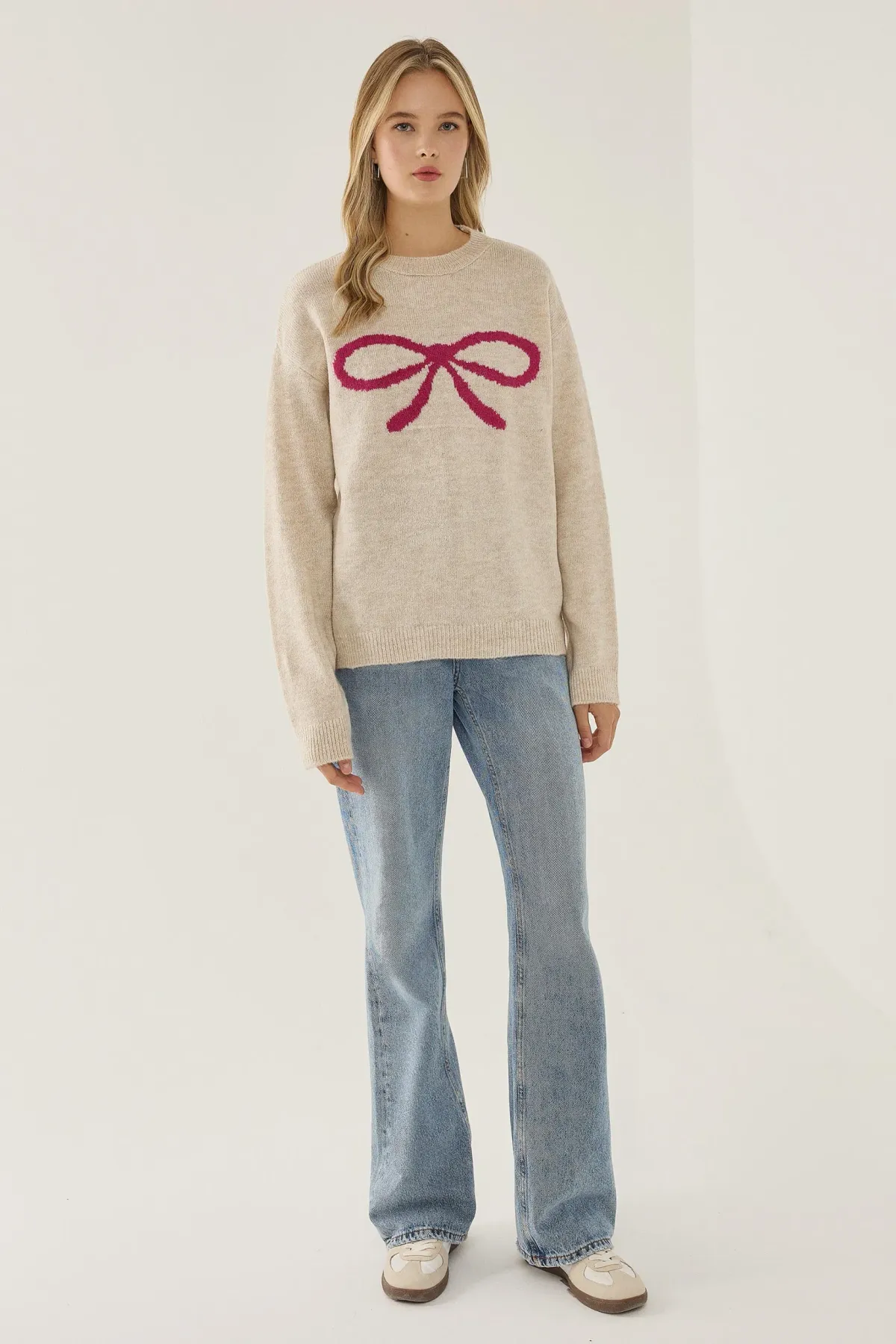 Relaxed Fit Bow Detail Sweater 3