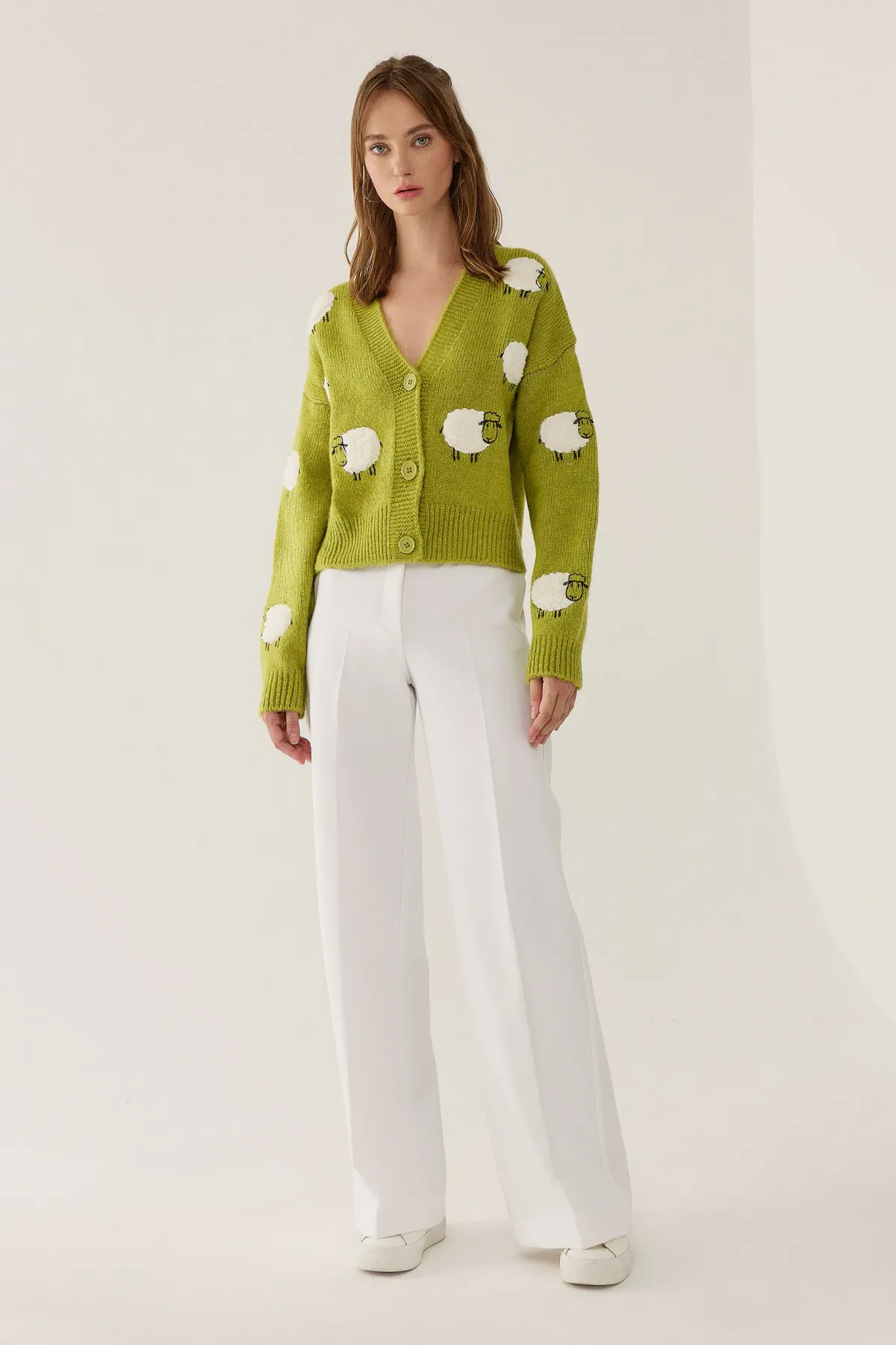 Abstract V-Neck Buttoned Cardigan 2