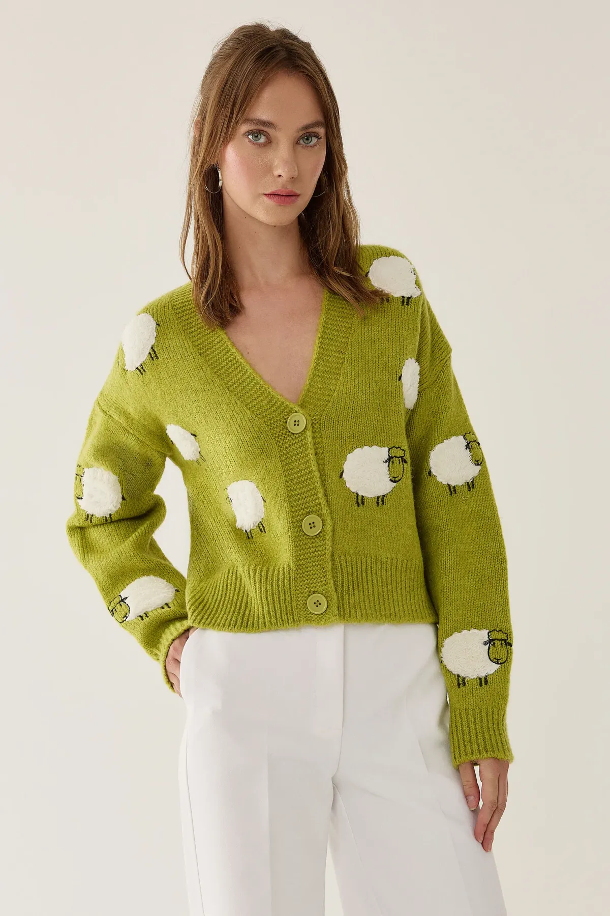 Abstract V-Neck Buttoned Cardigan 3