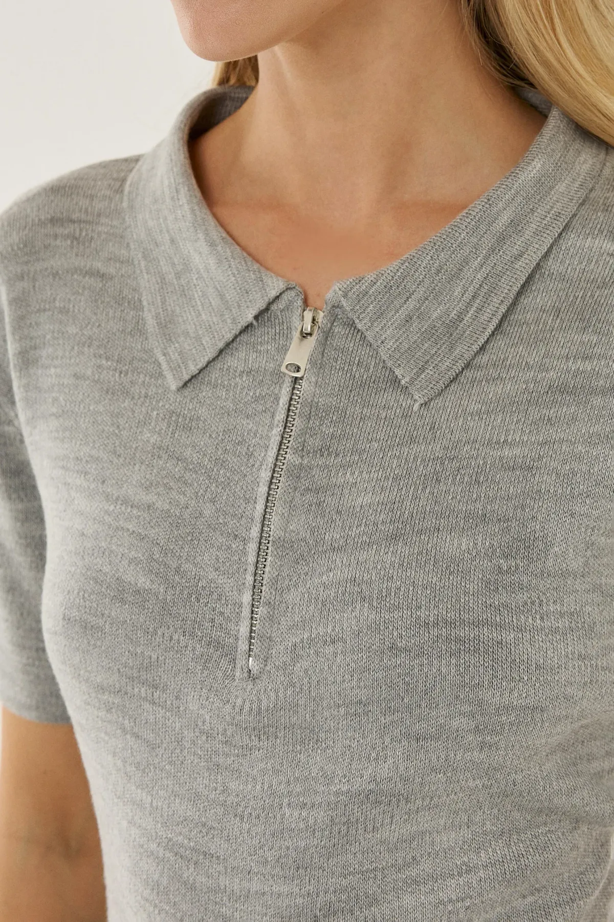 Polo Collar Zippered Sweater 5
