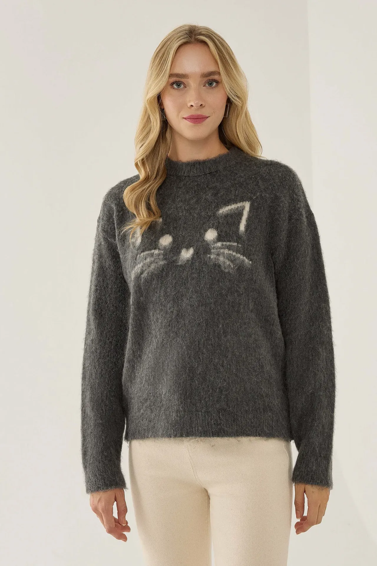 Relaxed Fit Cute Kitty Sweater