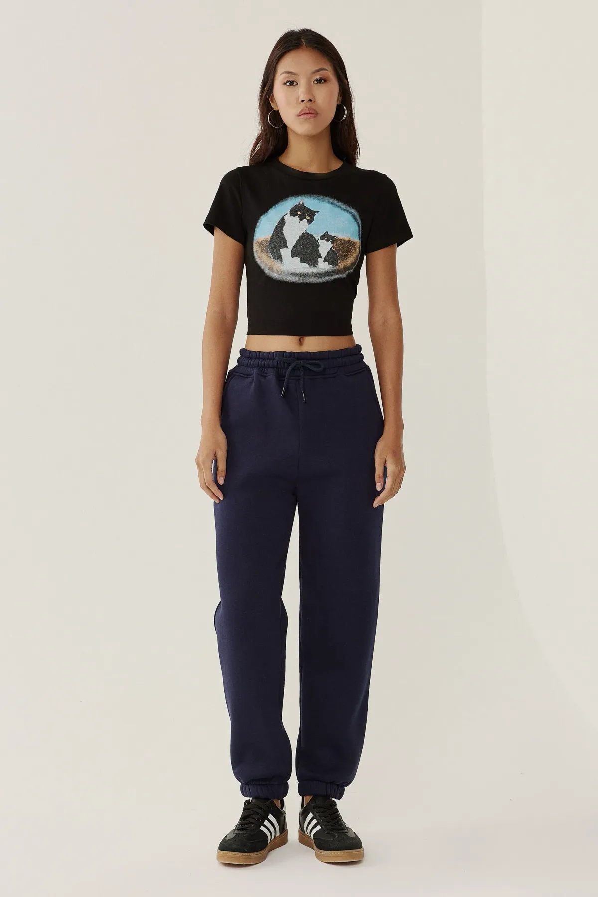 Basic Sweatpants 1