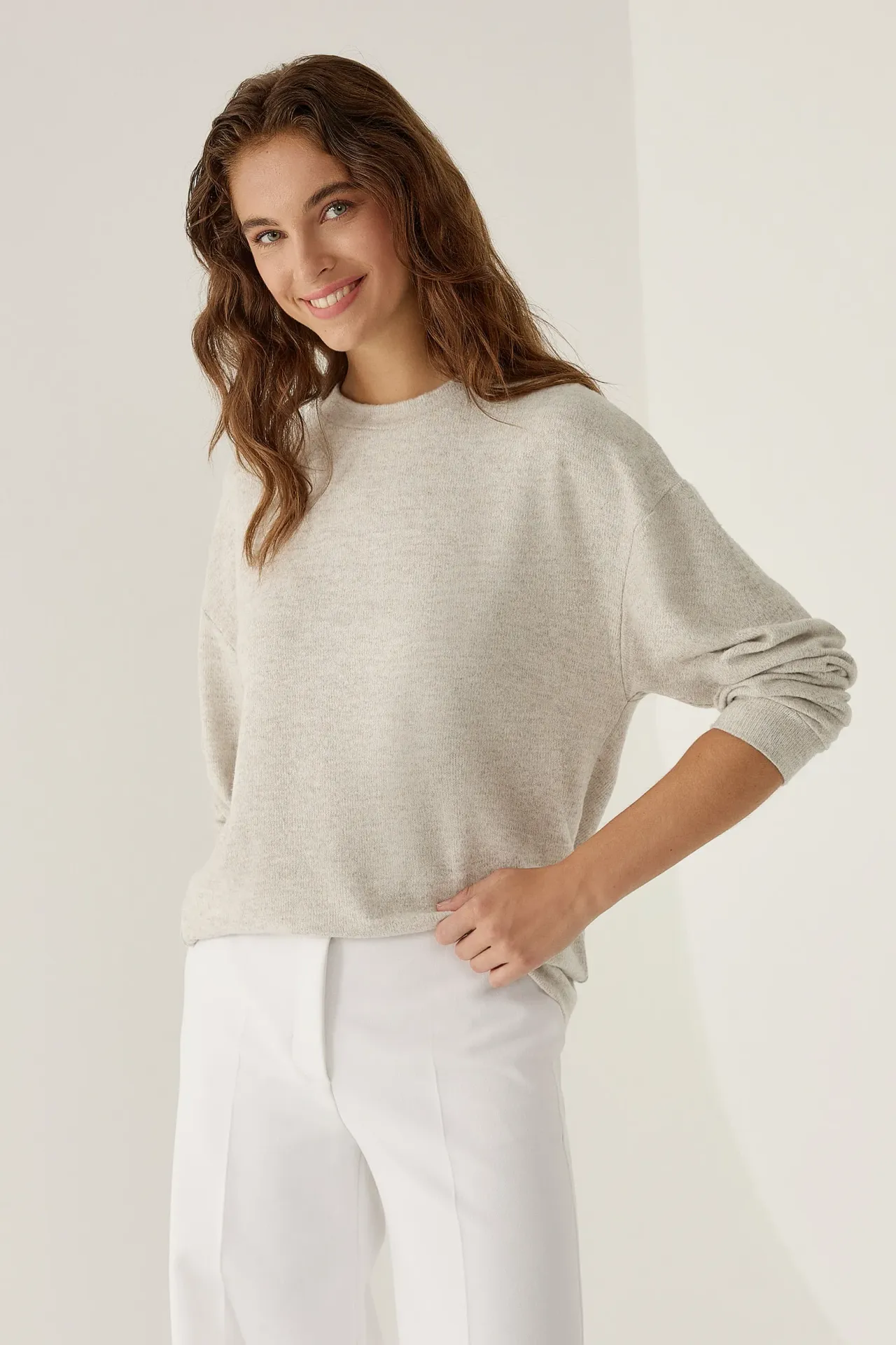 Relaxed Fit Basic Sweater