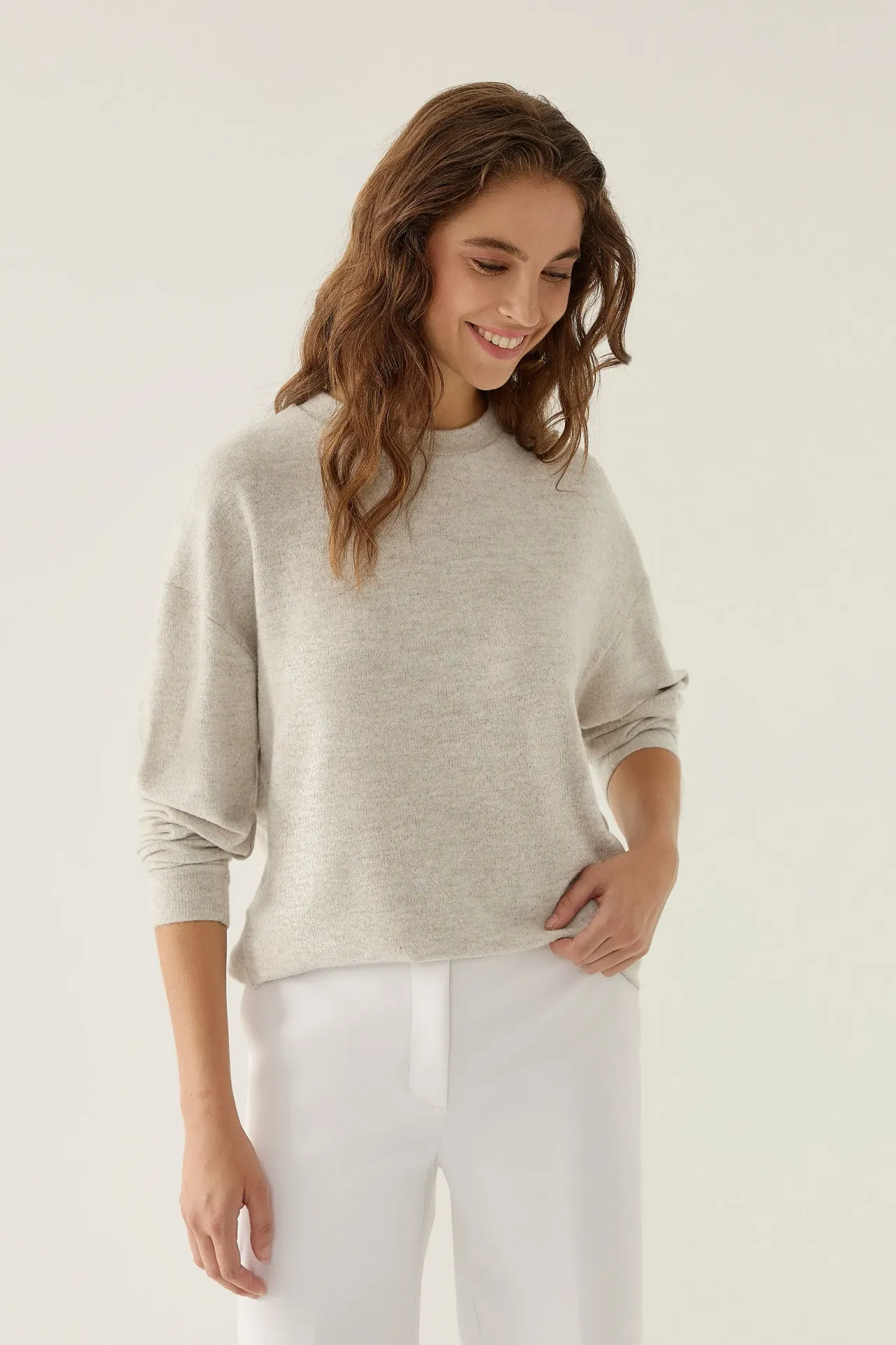 Relaxed Fit Basic Sweater