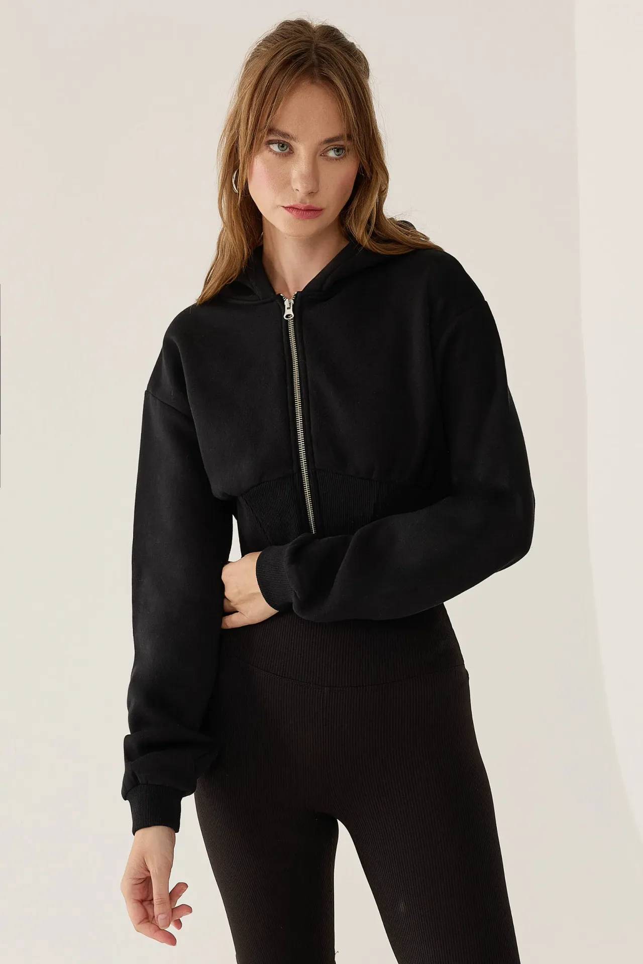 Slim Fit Cropped Hoodie with Zipper