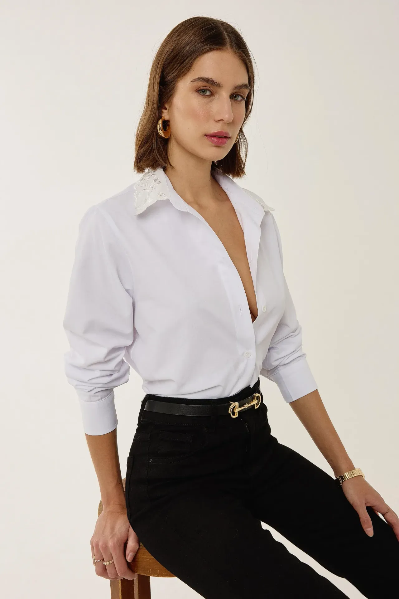 Poplin Shirt with Embroidered Collar