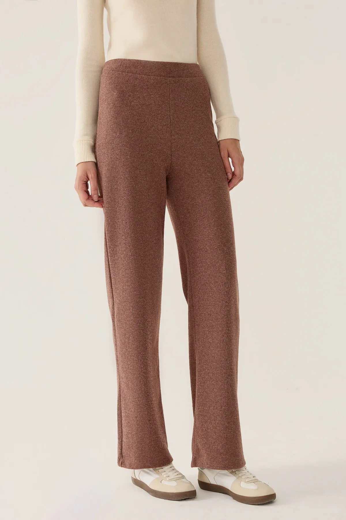 Elastic Waist Straight Leg Pants 3