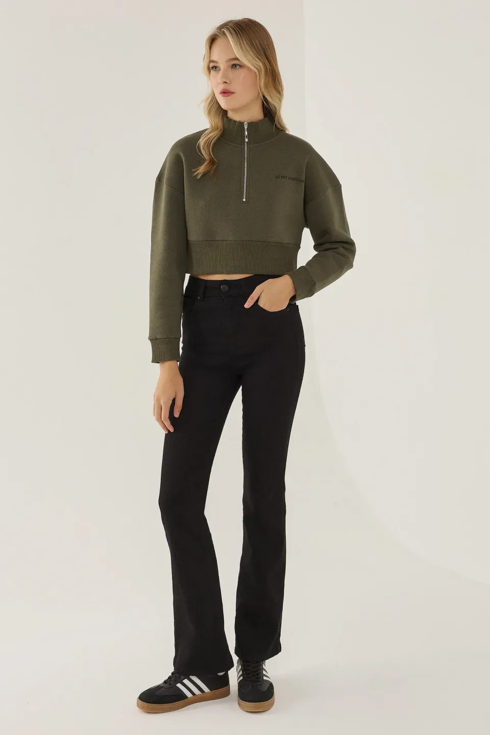 Zipper Collar Crop Slogan Sweatshirt