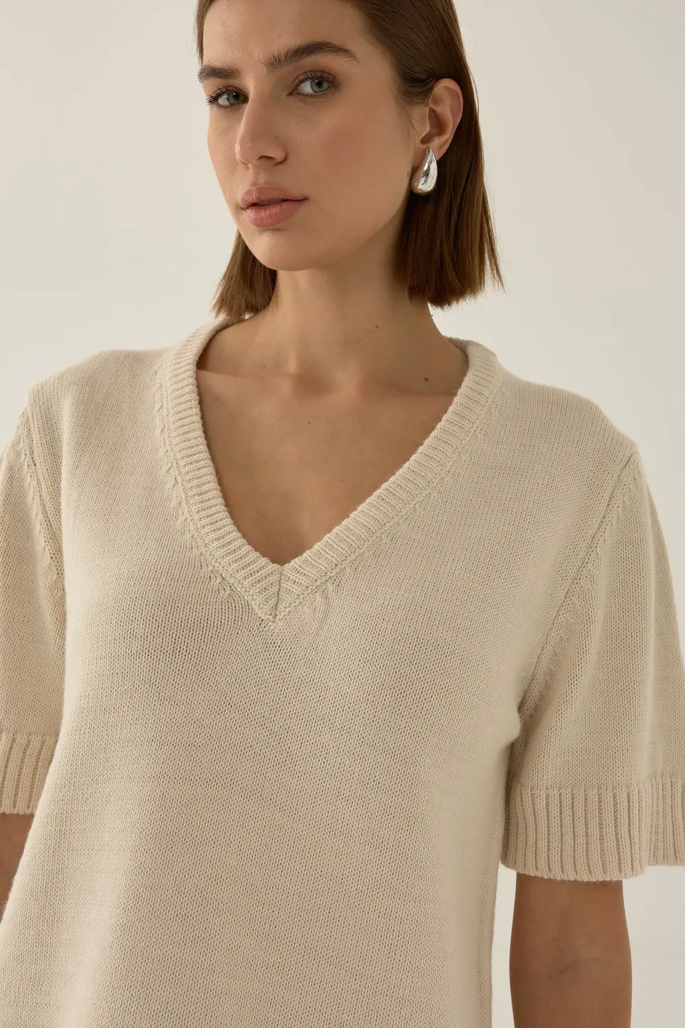 V-Neck Short Sleeve Knit Sweater