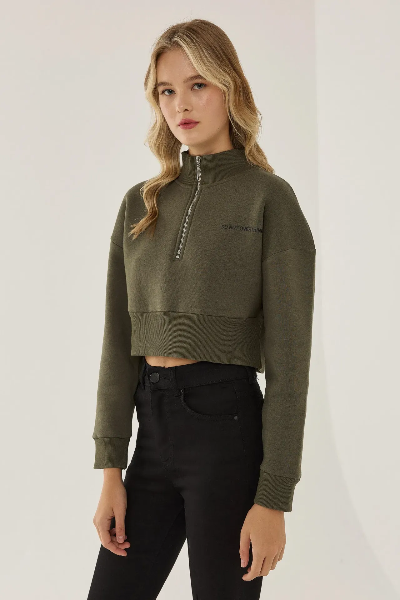 Zipper Collar Crop Slogan Sweatshirt