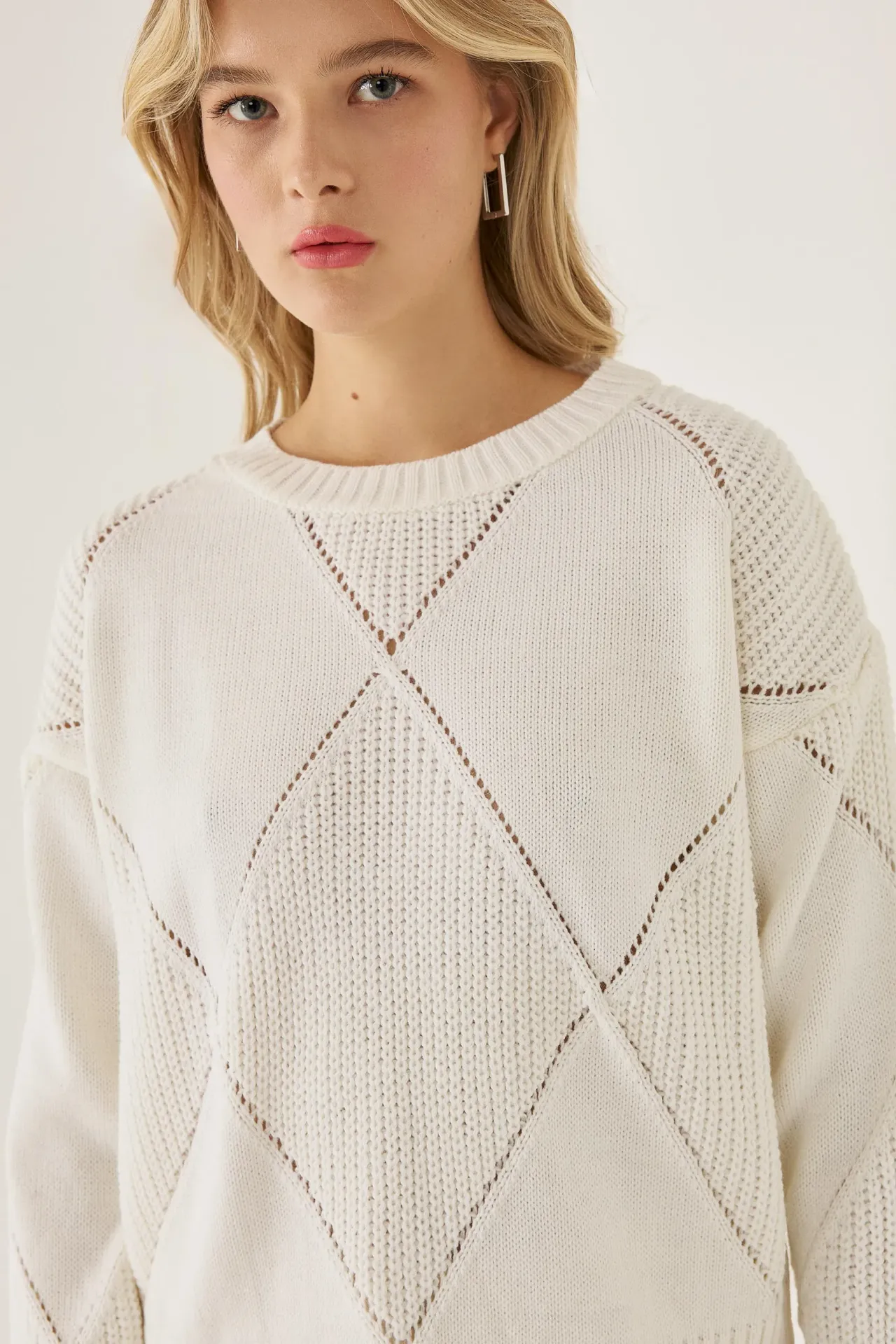 Crew Neck Knitted Sweater