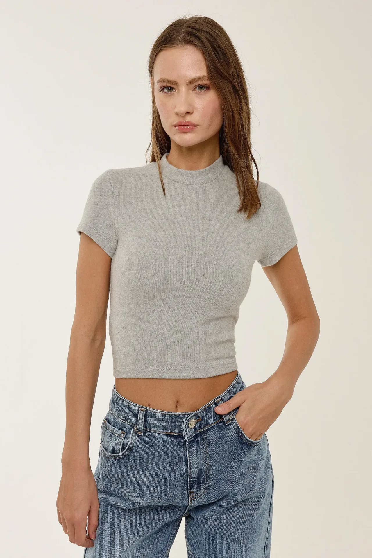 Slim Fit Knitted Crop Blouse