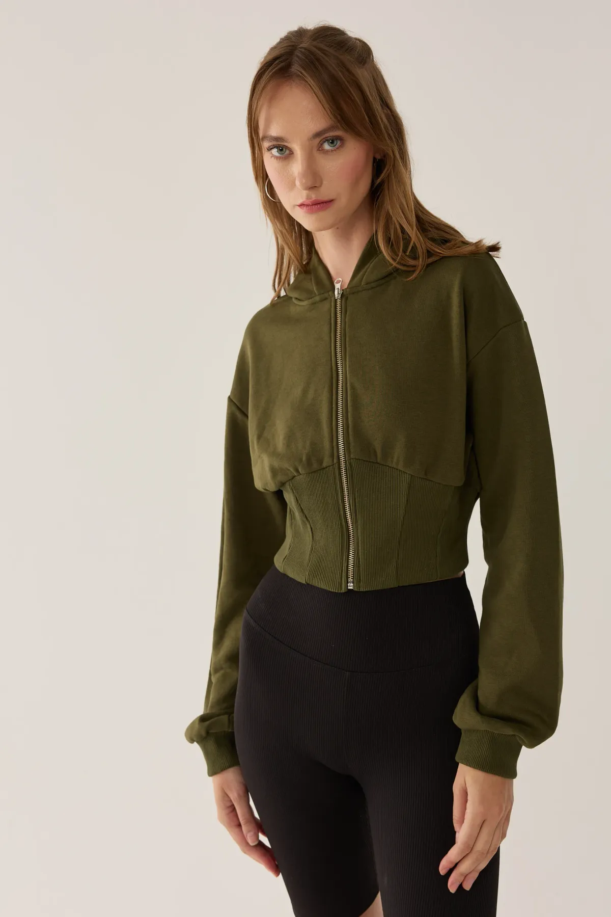 Slim Fit Cropped Hoodie with Zipper 4