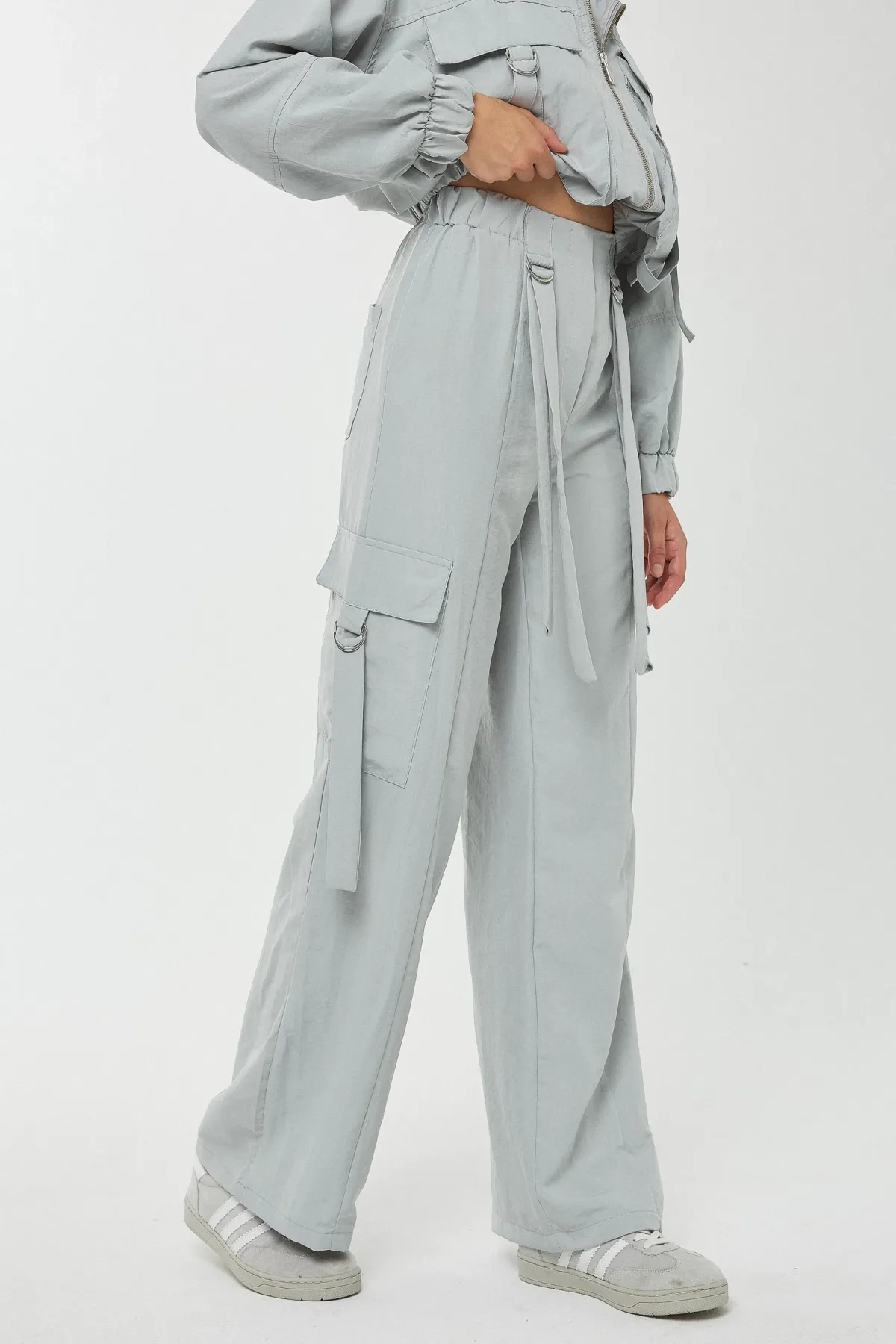 High Waist Cargo Pants 3