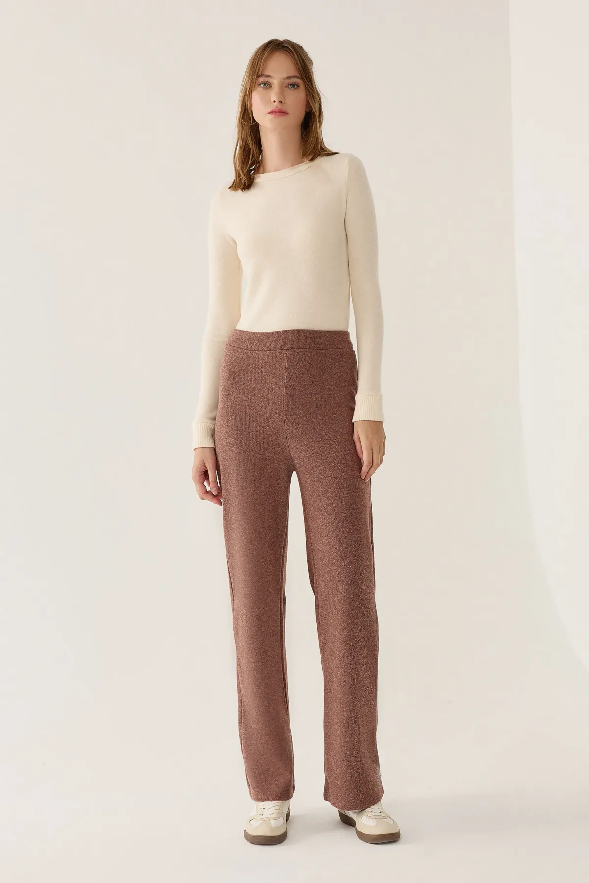 Elastic Waist Straight Leg Pants 1