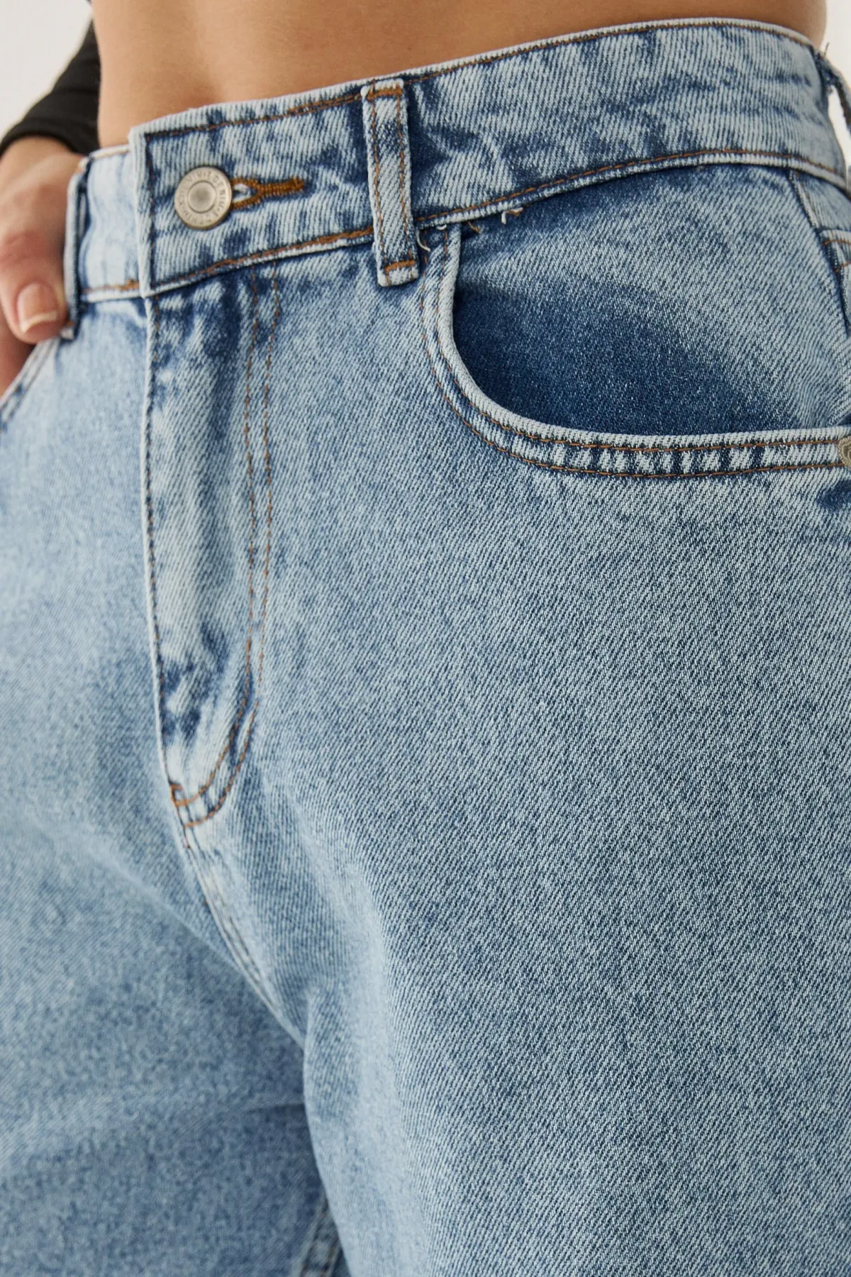 Destroyed Wide Leg Jeans 7