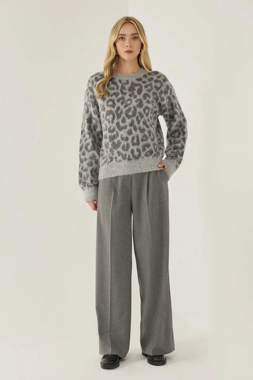 Relaxed Fit Leopard Print Sweater